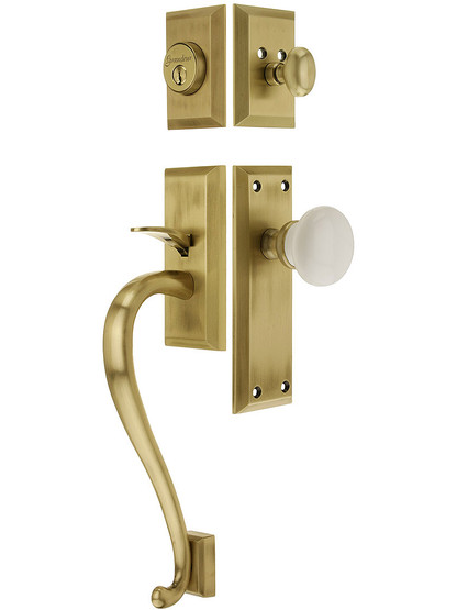 Fifth Avenue Entry Lock Set in Antique Brass Finish with Hyde Park Knob and